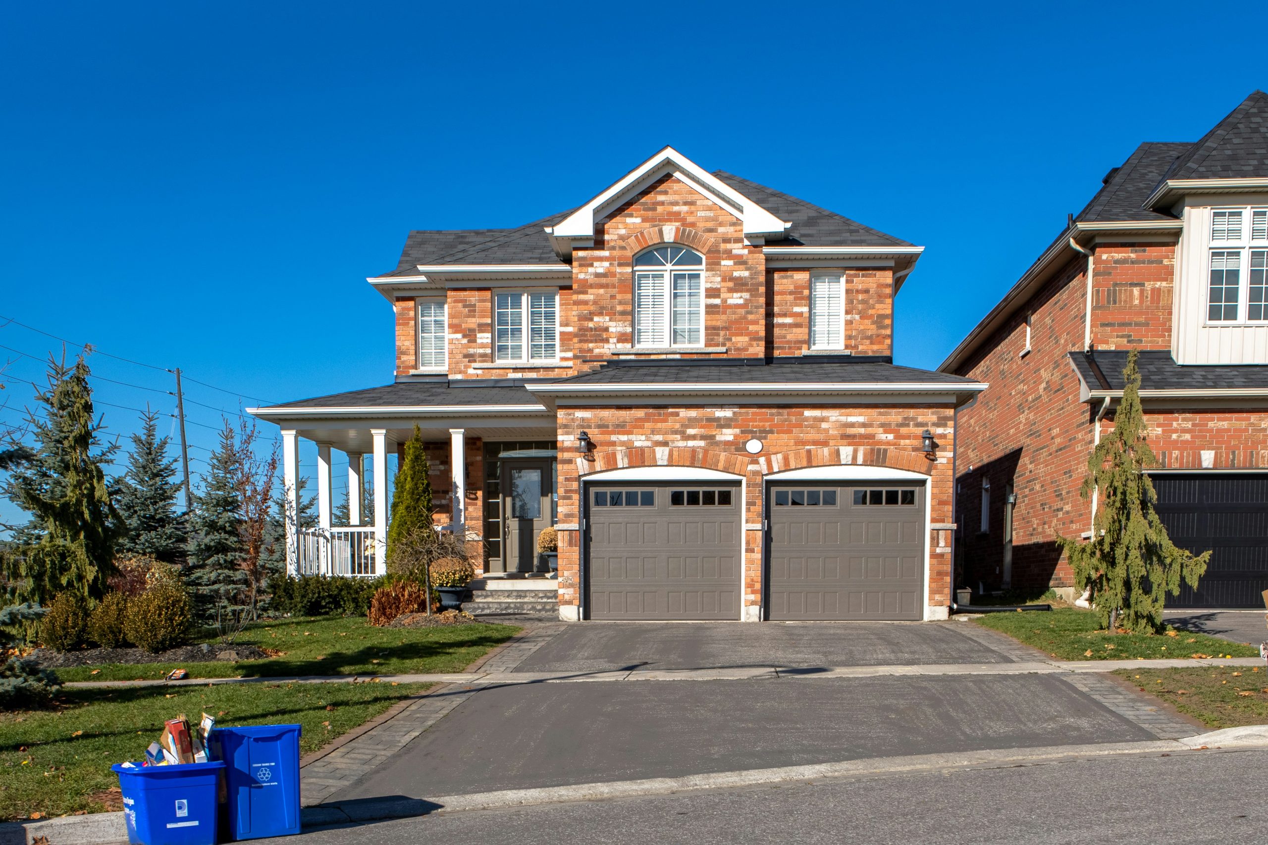 Detached Home In Ontario Canada